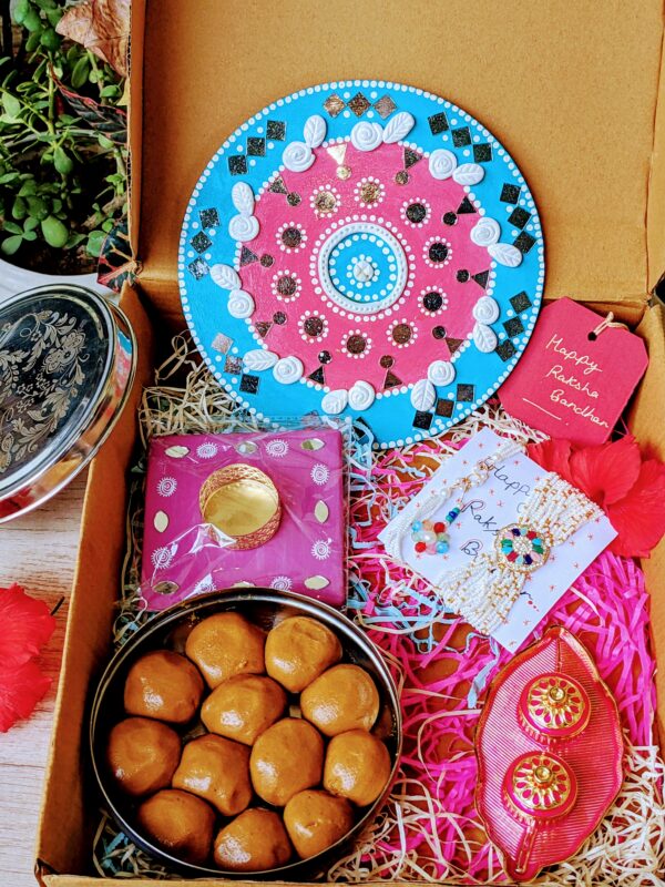 Kundan Beads-Lippan Art Inspired Rakhi-Hamper